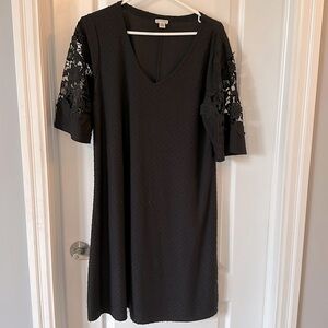 Spense Lace Sleeved Shift Dress
